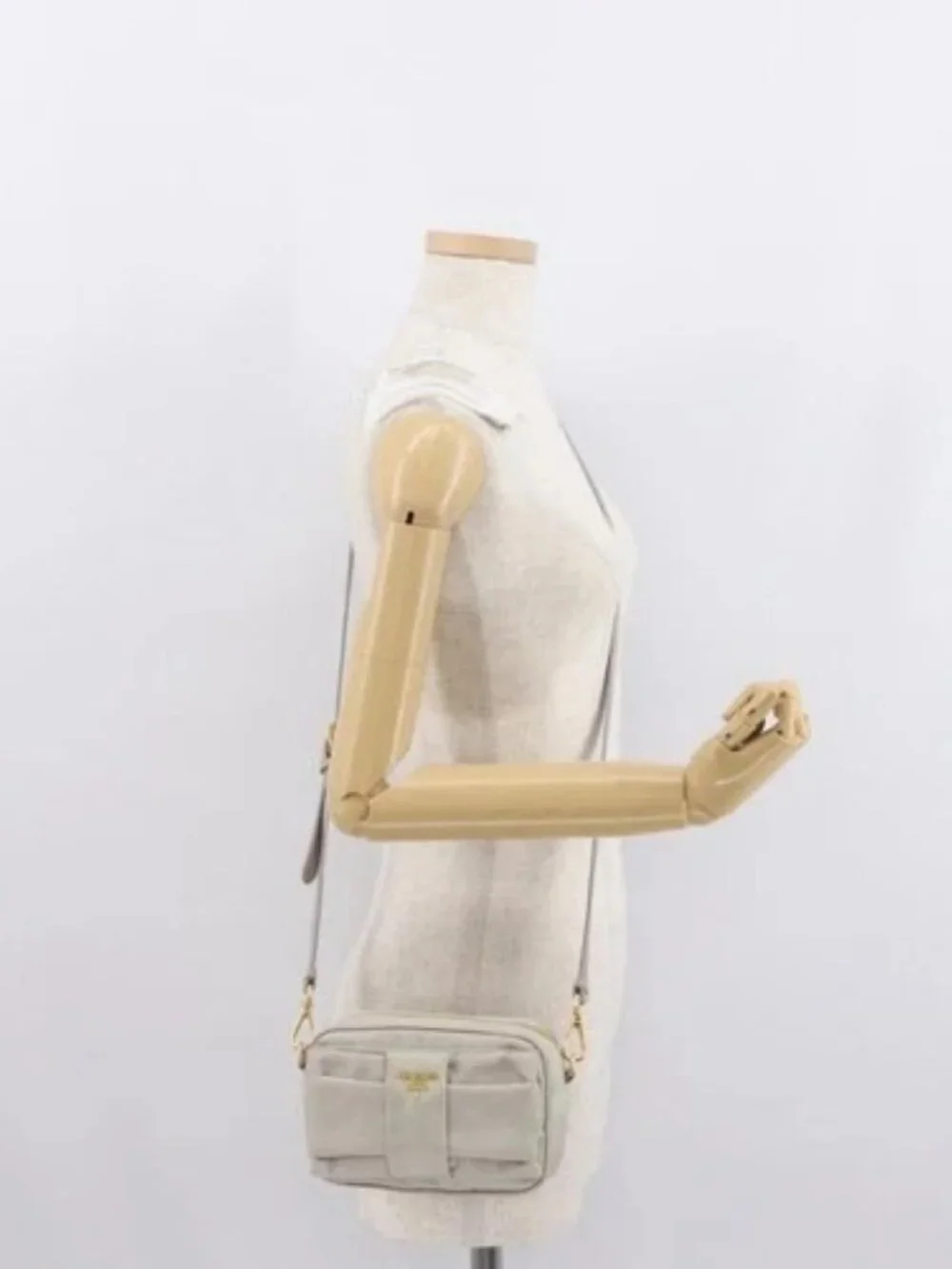 PRADA Shoulder Bag Nylon Ivory Gold Auth 168292 - Picture 14 of 16